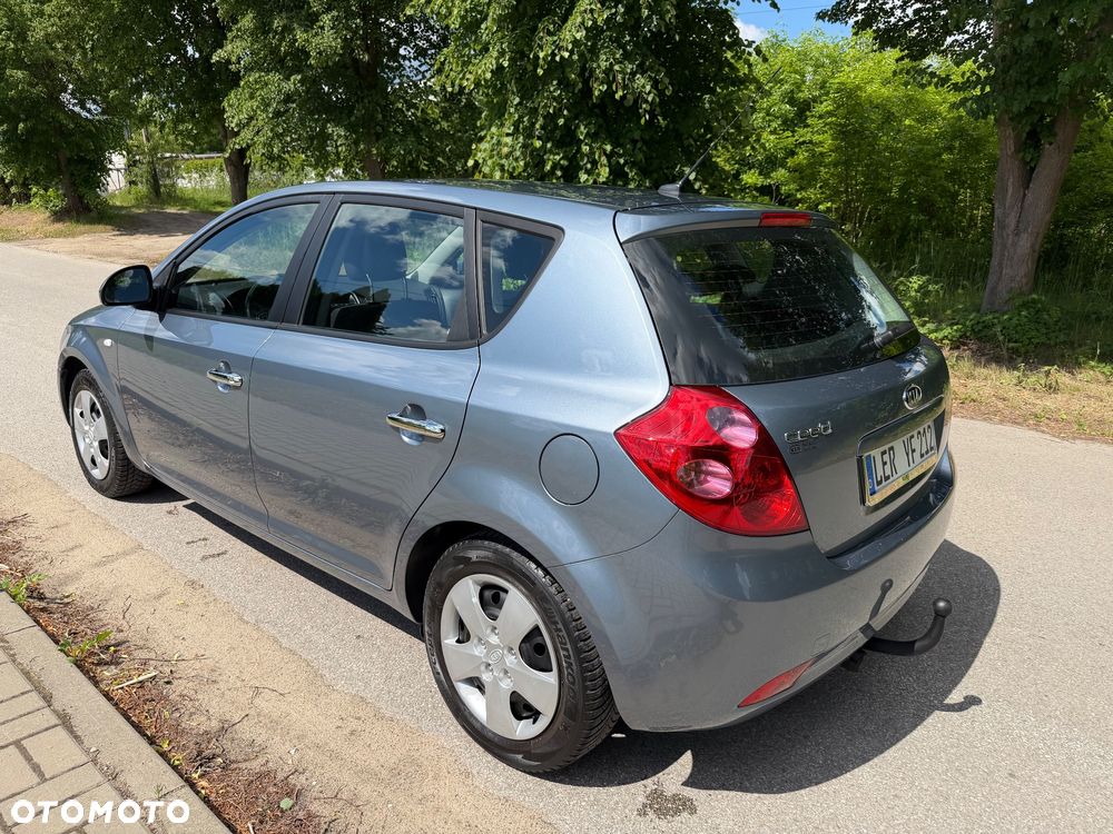 Kia Ceed 1.6 CVVT EX - 11