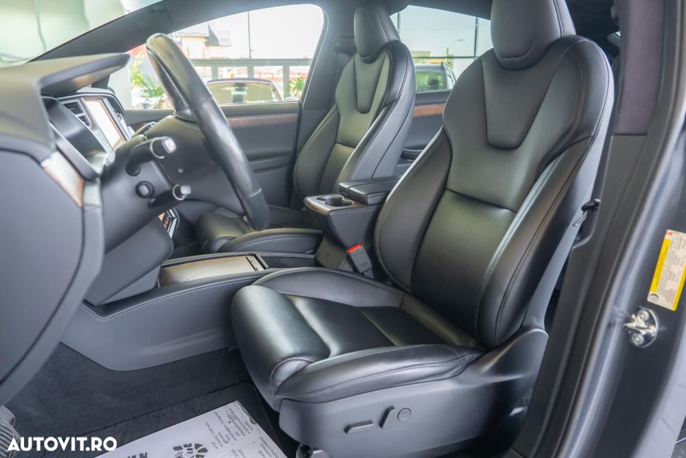 Tesla Model X Signature P90D Allradantrieb - 31