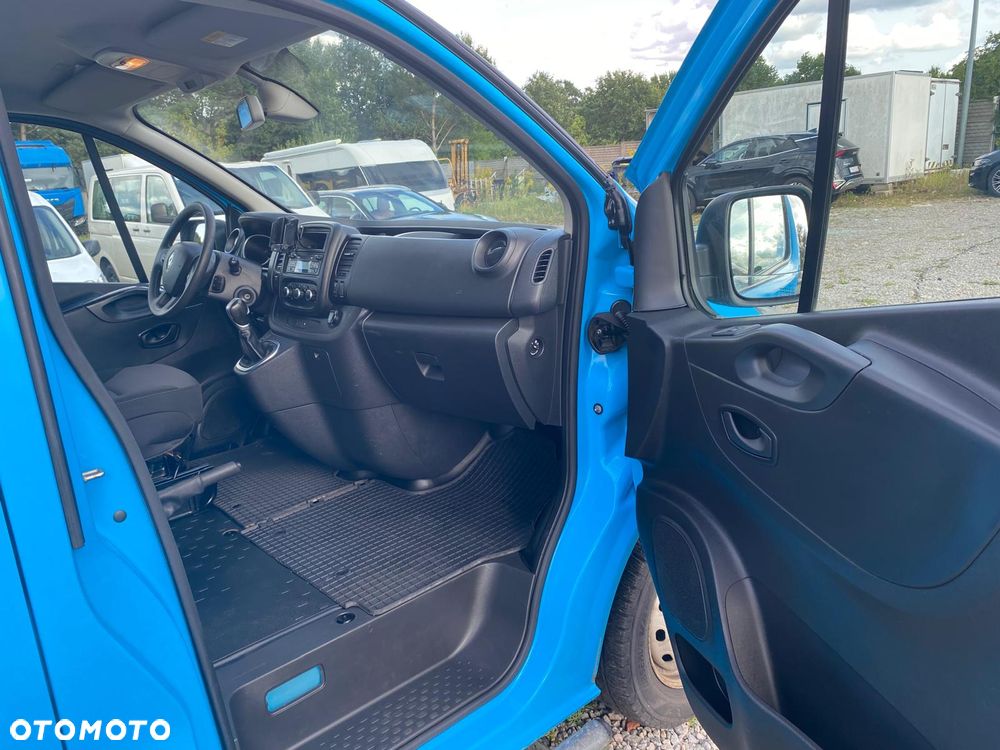 Renault Trafic - 11