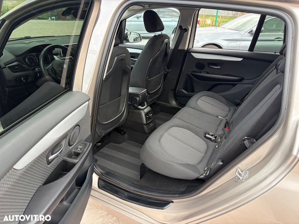 BMW Seria 2 218d xDrive Aut. Advantage - 27
