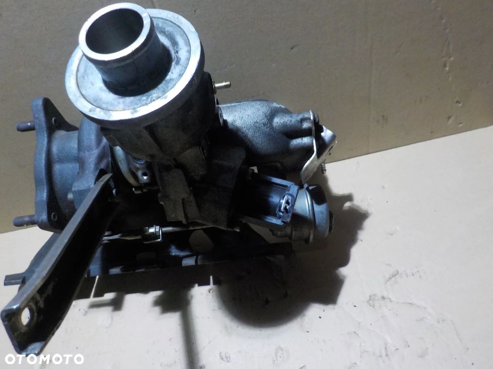 AUDI A4 B7 2.0TFSI BWE TURBOSPRĘŻARKA 06D145701F - 2