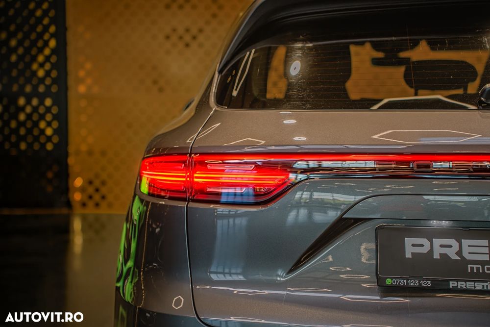 Porsche Cayenne E-Hybrid Tiptronic S Platinum Edition - 34