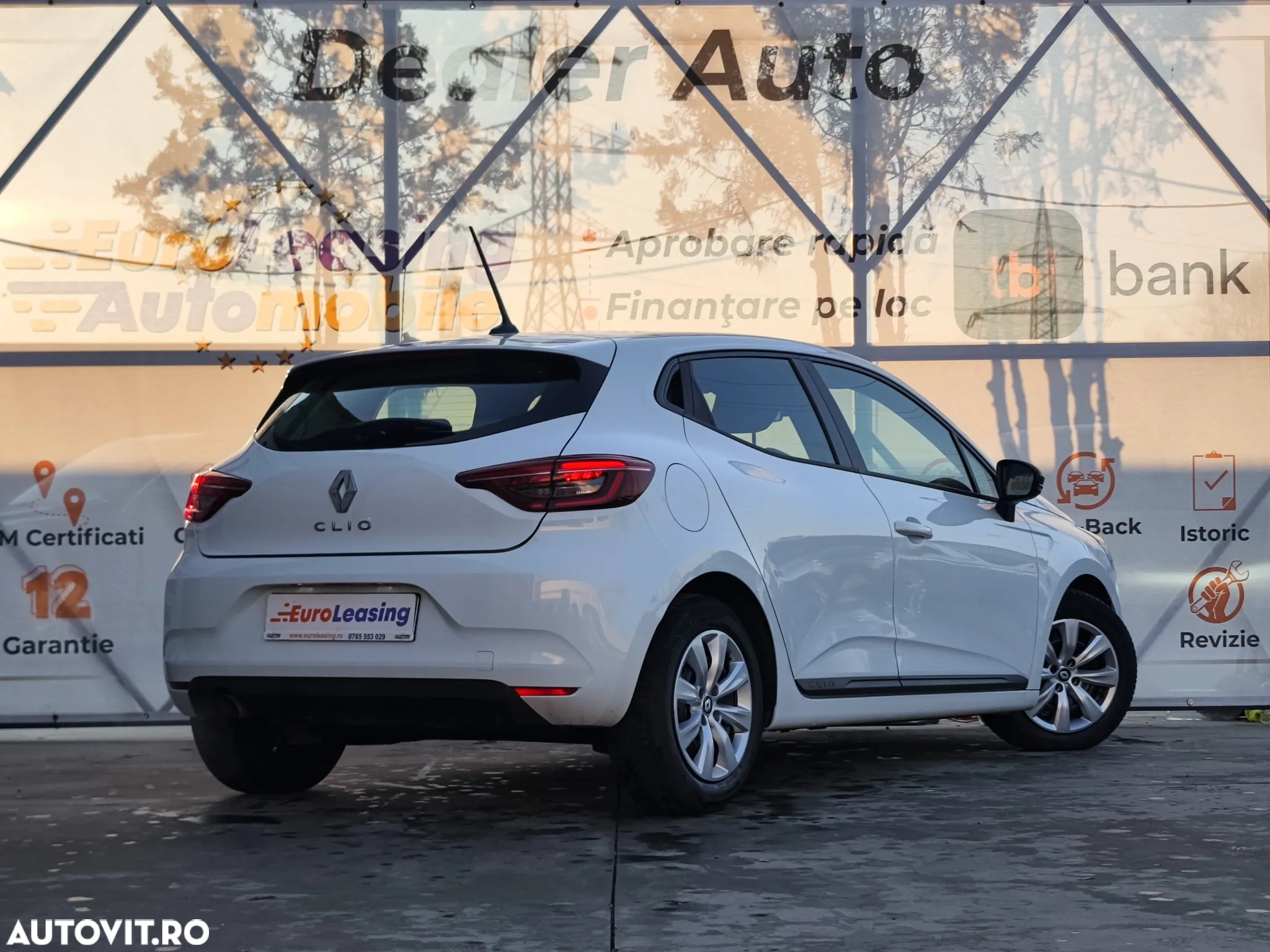 Renault Clio - 6