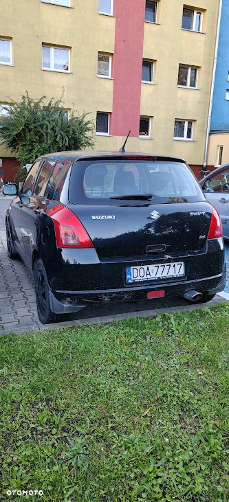 Suzuki Swift - 3