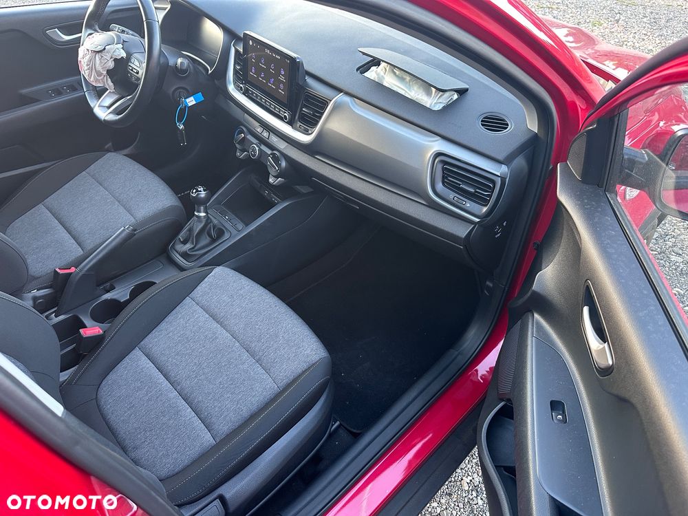 Kia Stonic - 12