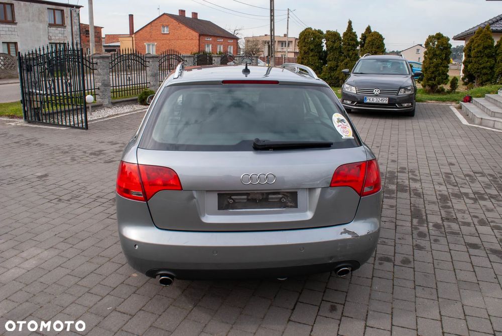 Audi A4 Avant 2.0 TDI DPF quattro - 7