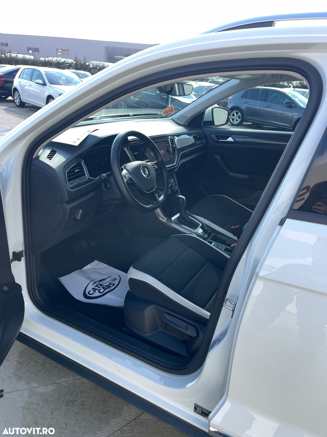 Volkswagen T-ROC 2.0 TDI DSG Sport - 26