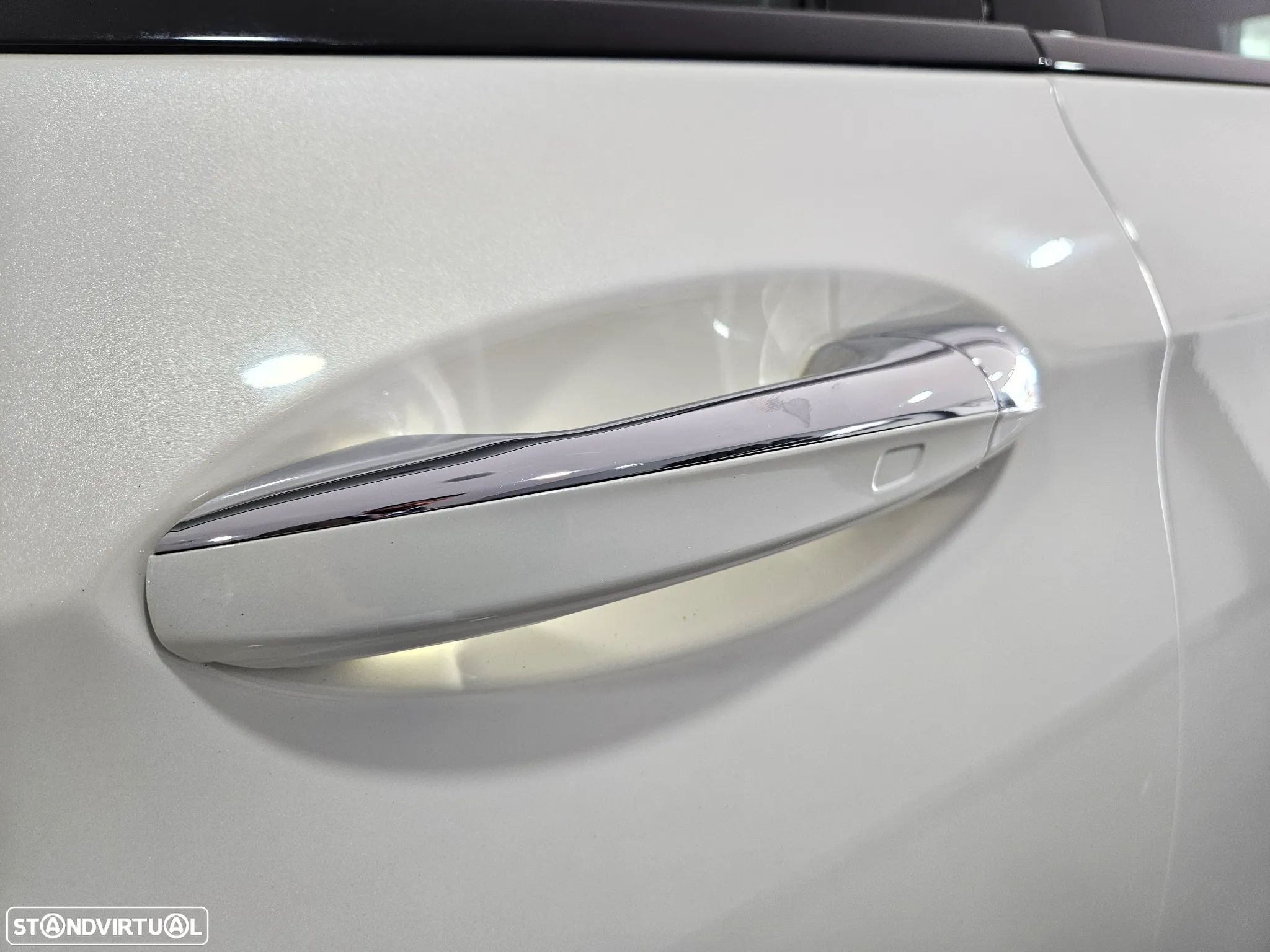 Mercedes-Benz E 300 d AMG Line - 19