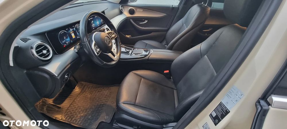 Mercedes-Benz Klasa E 200 d 9G-TRONIC - 6