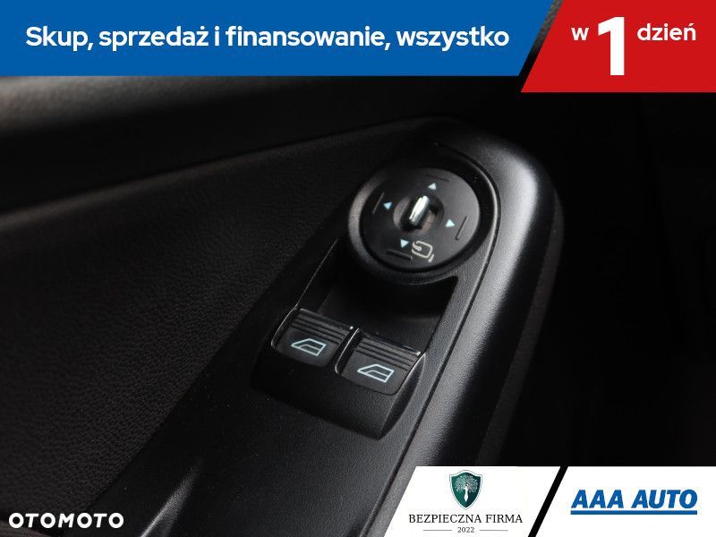 Ford Fiesta - 17