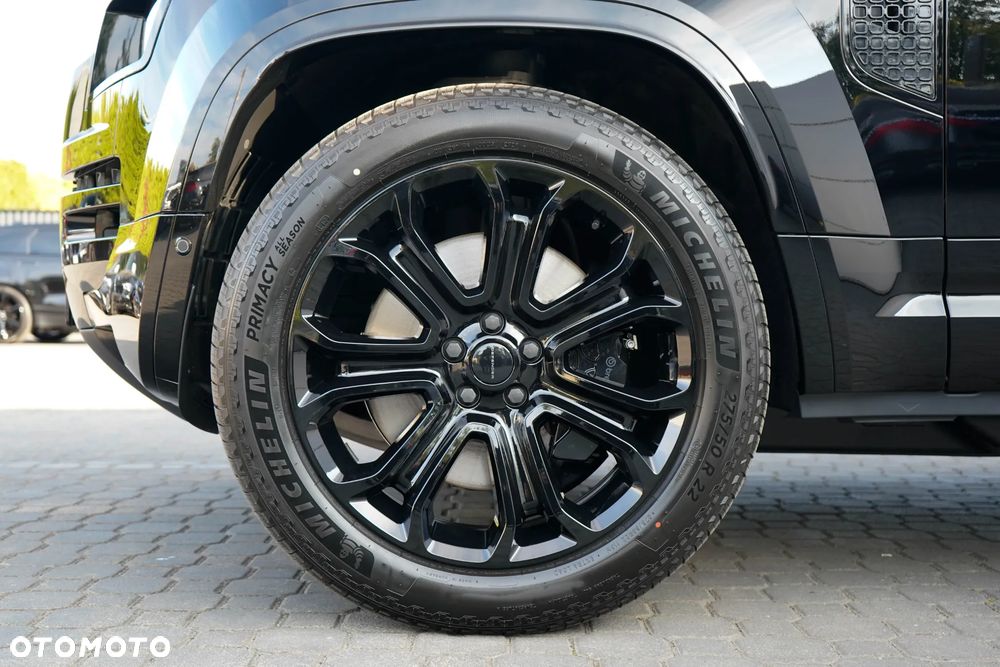 Land Rover Defender 4.4 P540 V8 Octa Black - 12