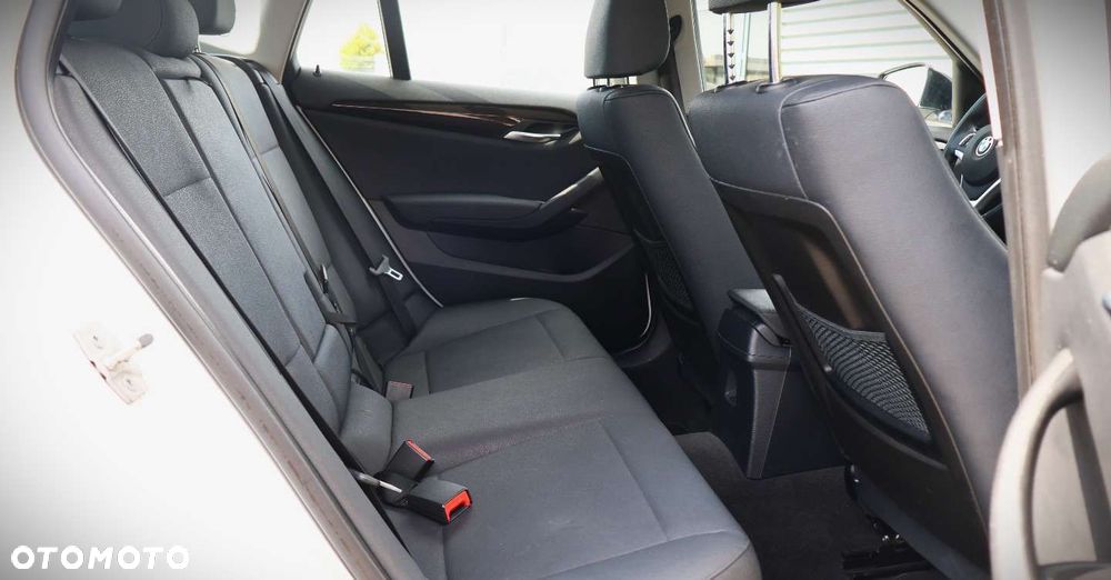 BMW X1 - 15