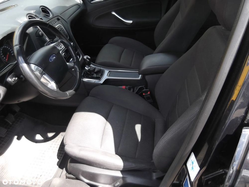 Ford Mondeo 2.0 TDCi Titanium - 9
