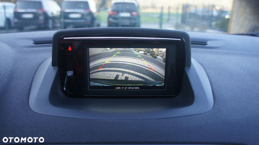 Renault Megane TCe 130 Bose Edition - 25