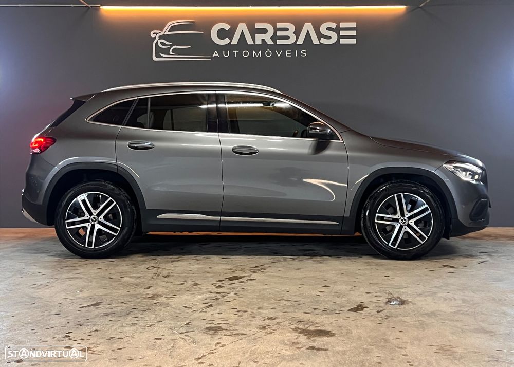 Mercedes-Benz GLA 200 7G-DCT Progressive - 4