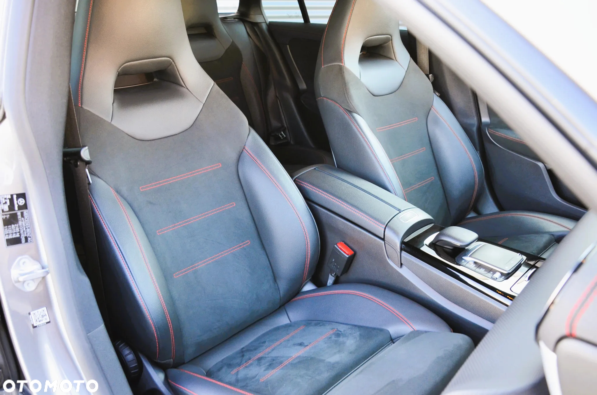Mercedes-Benz CLA 200 d 4-Matic AMG Line 8G-DCT - 25