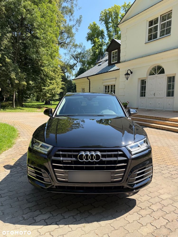 Audi Q5 55 TFSIe quattro S tronic S line - 4