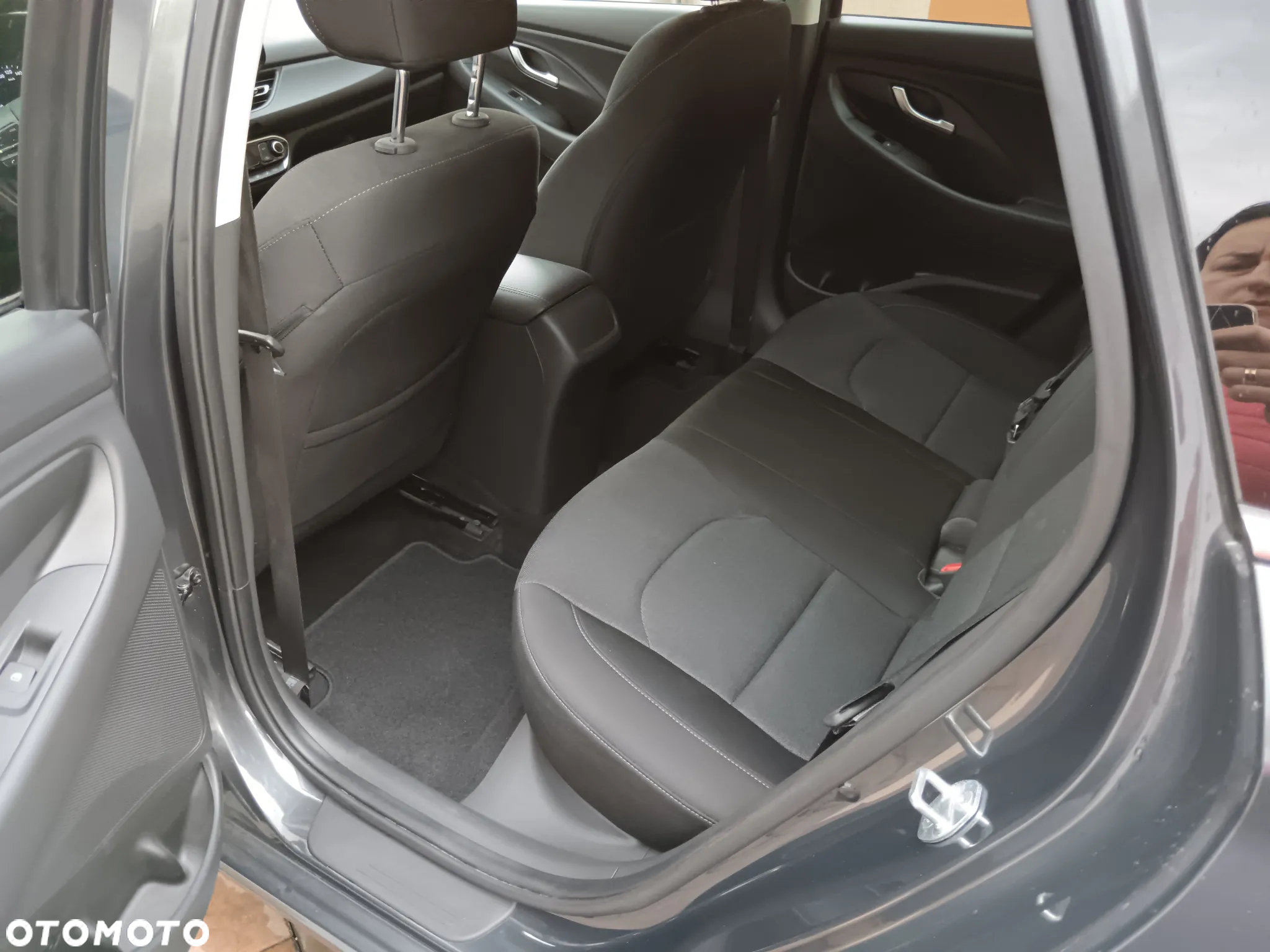 Hyundai i30 1.5 T-GDI 48V Premium - 9
