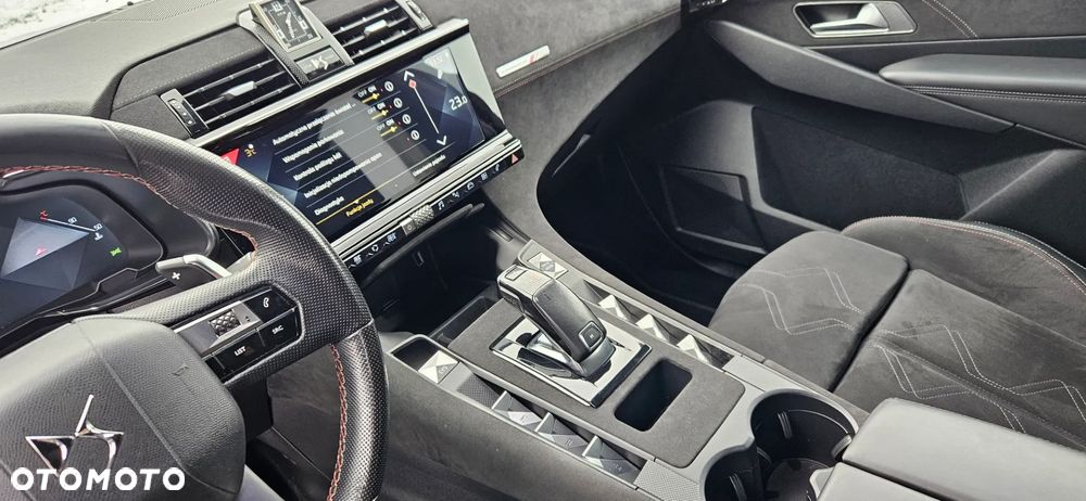 DS Automobiles DS 7 Crossback - 35