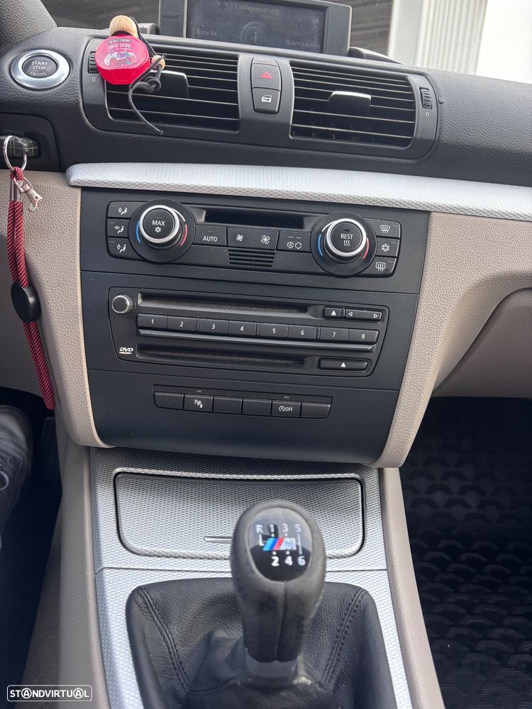 BMW 123 d Coupe - 13