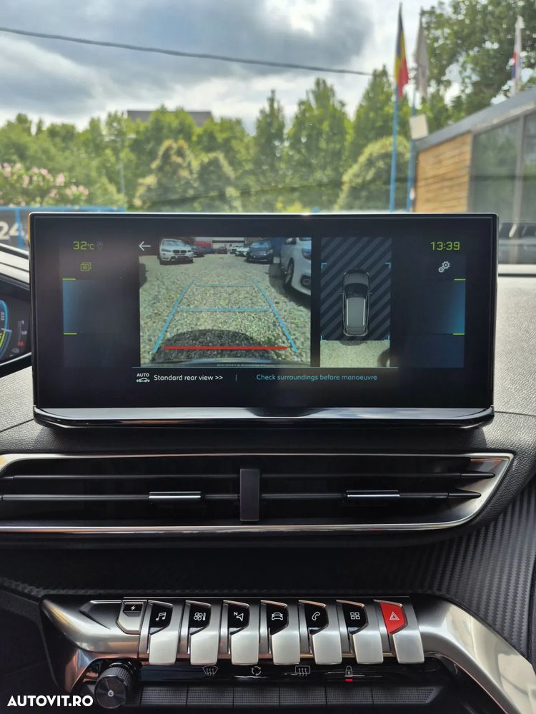 Peugeot 3008 PHEV 180 EAT8 Allure Pack - 37