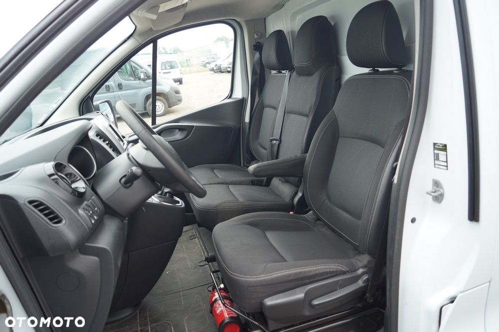 Renault Trafic - 28