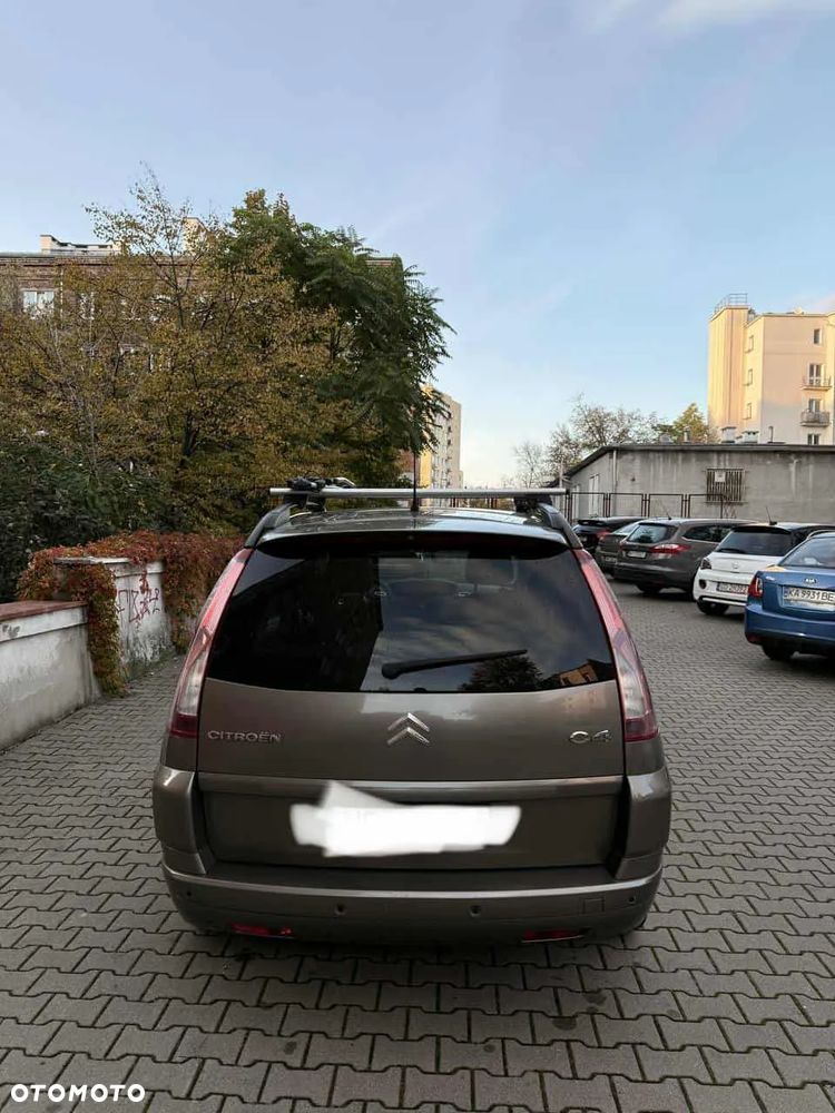 Citroën C4 Picasso - 11