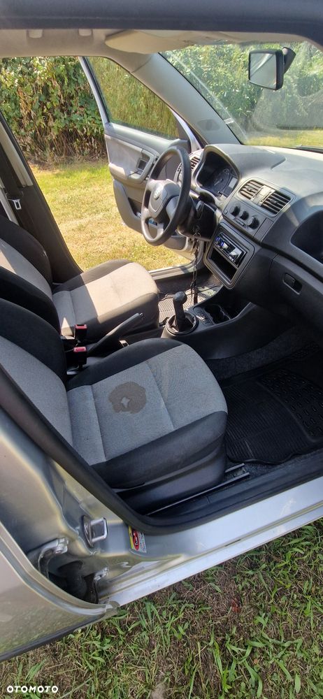 Skoda Fabia - 6