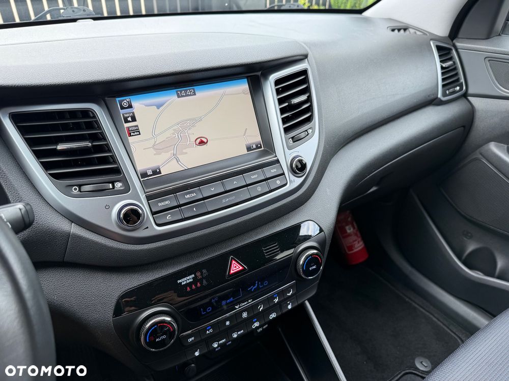 Hyundai Tucson blue 1.7 CRDi 2WD Advantage - 22