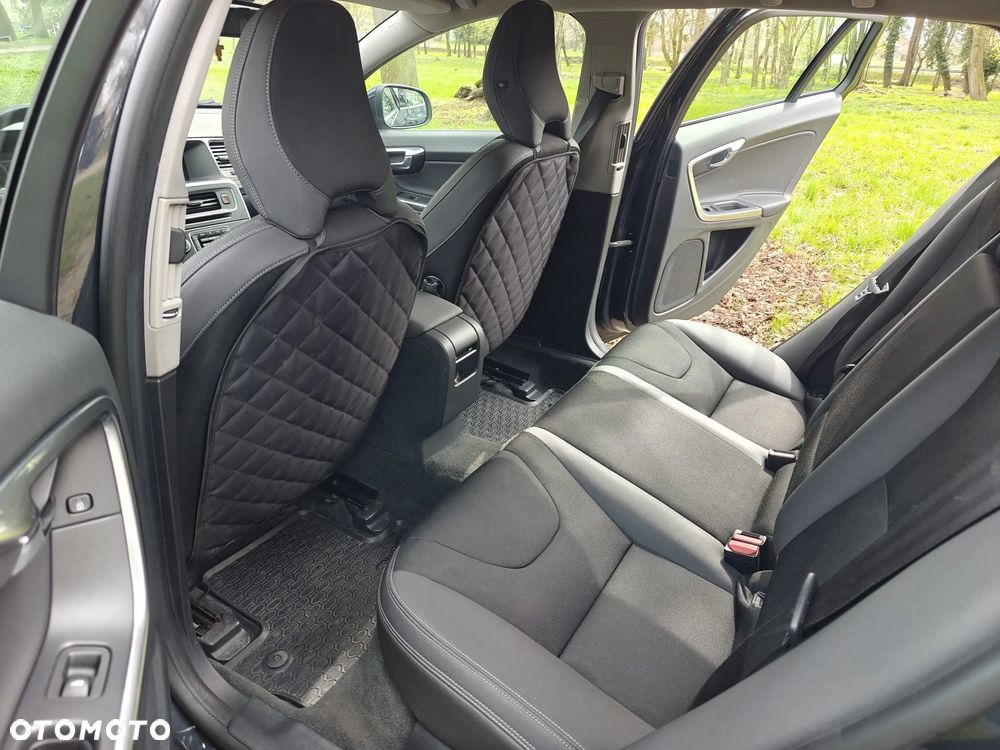 Volvo V60 D4 Drive-E Summum - 10