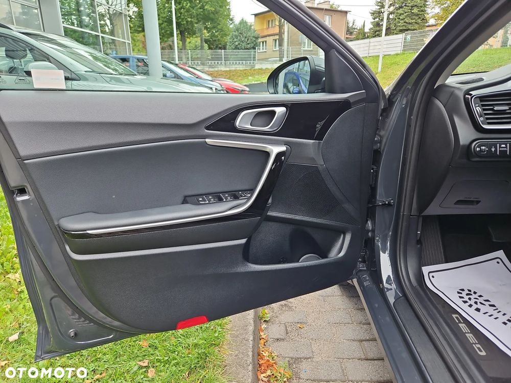Kia Ceed 1.5 T-GDI Tribute DCT - 10
