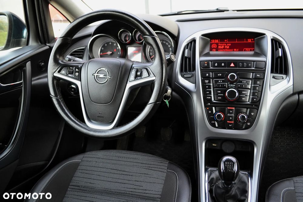 Opel Astra IV 1.4 T Executive S&S EU6 - 9