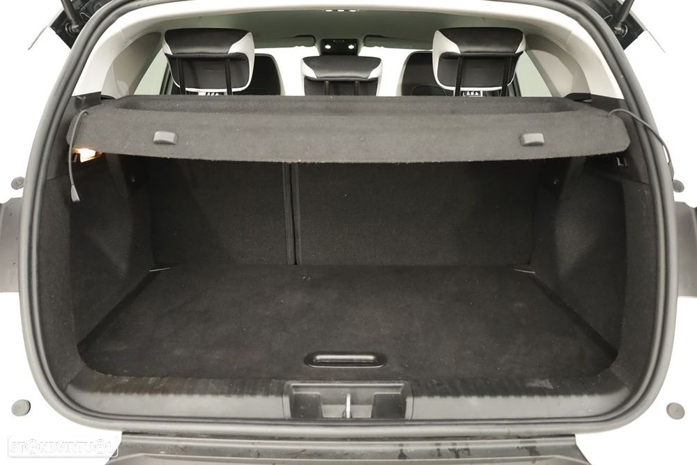 Renault Captur 1.0 TCe Techno Bi-Fuel - 26