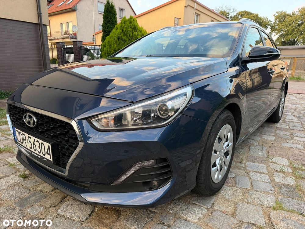 Hyundai i30 1.6 D GO DCT - 3