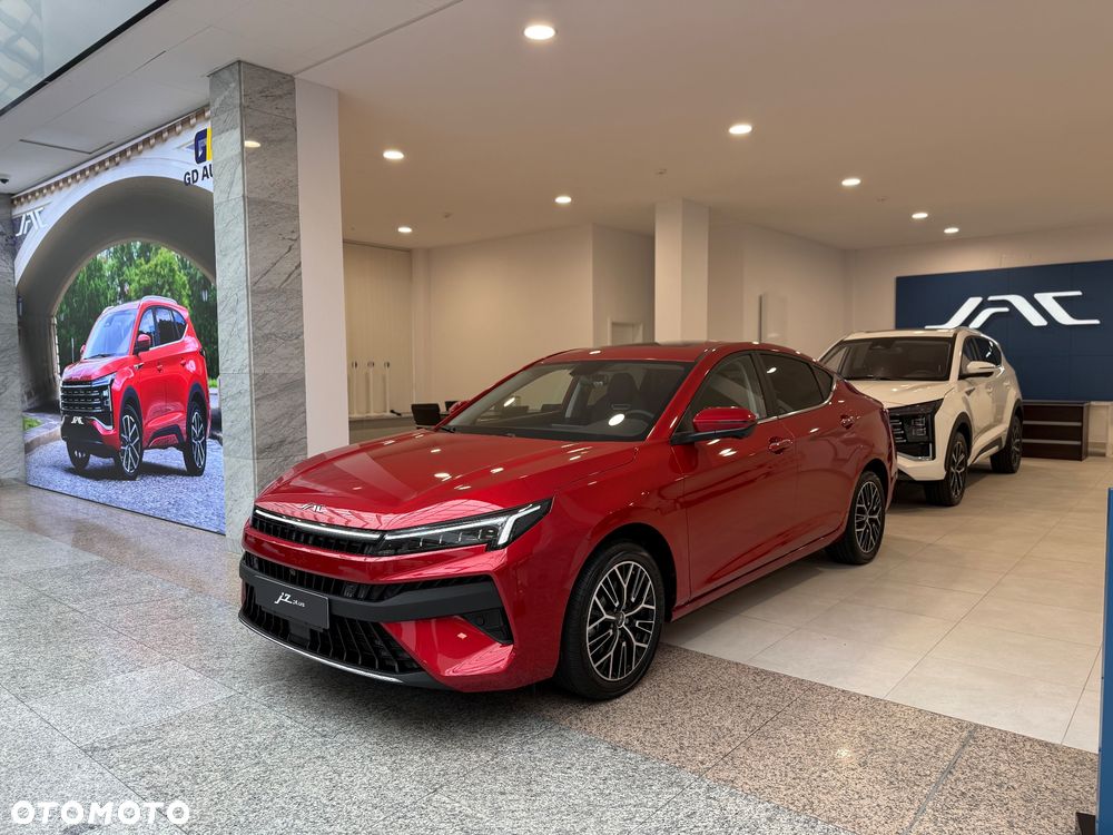 JAC J7 Plus CVT - 1