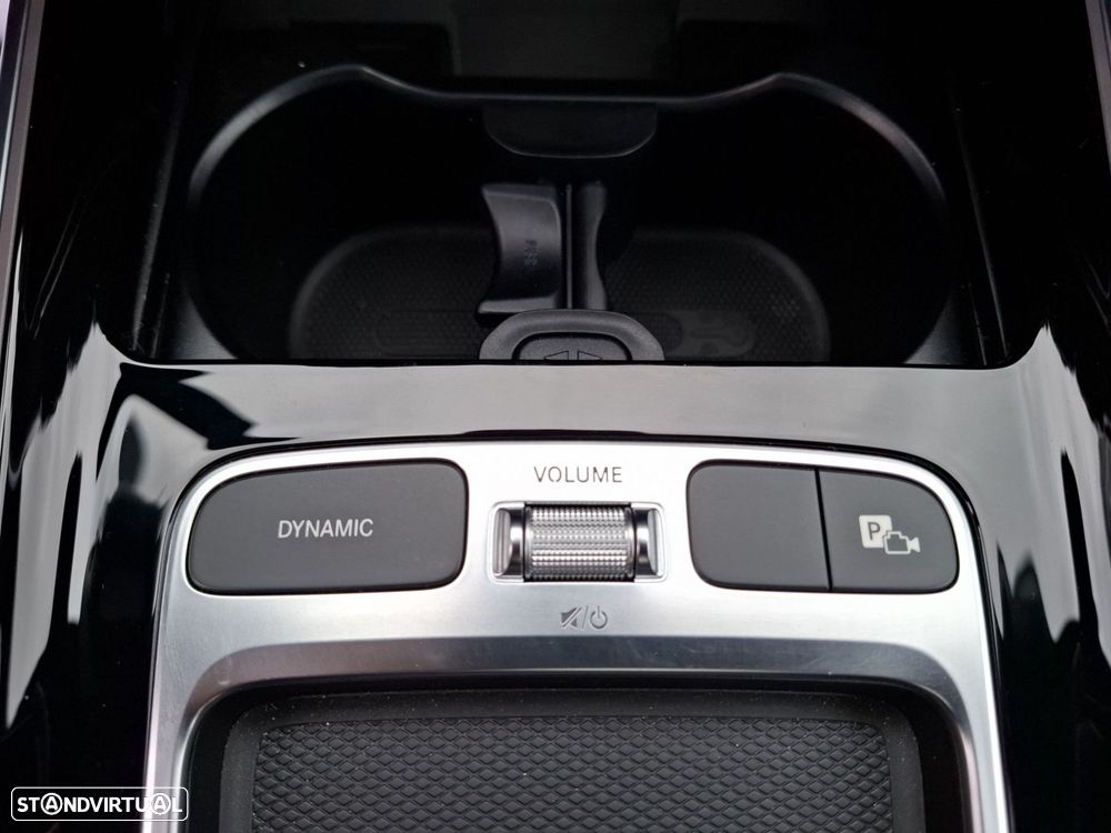 Mercedes-Benz GLB 200 AMG Line - 21