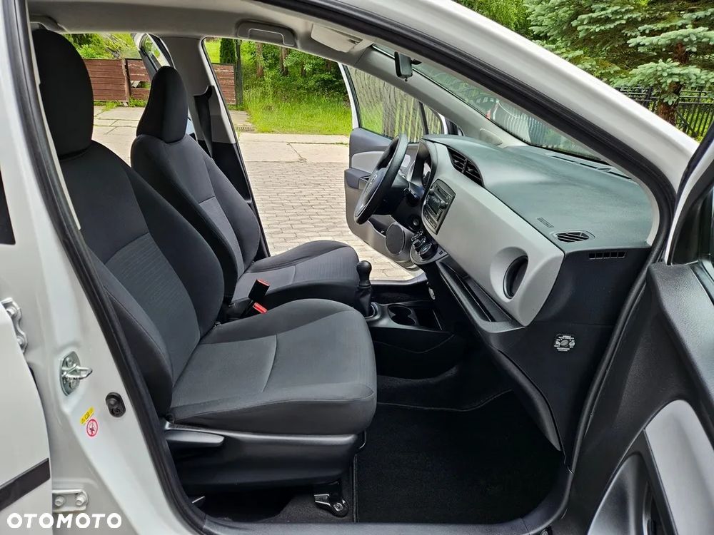 Toyota Yaris - 11