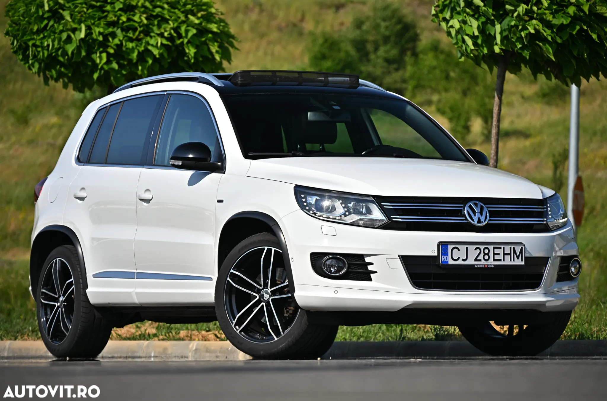 Volkswagen Tiguan 2.0 TDI DPF 4Motion BlueMotion Technology DSG CityScape - 13