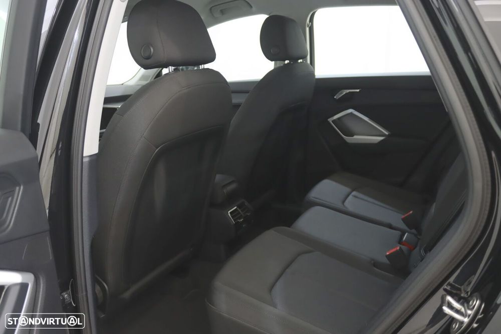 Audi Q3 45 TFSIe S tronic - 12