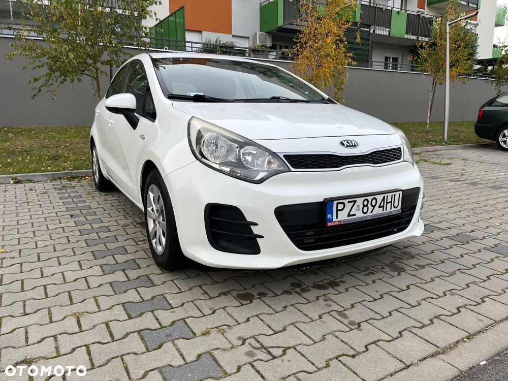 Kia Rio 1.2 L - 22