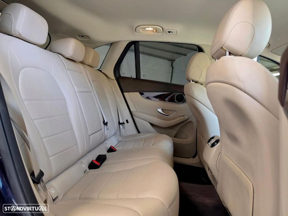 Mercedes-Benz GLC 300 e 4Matic - 41