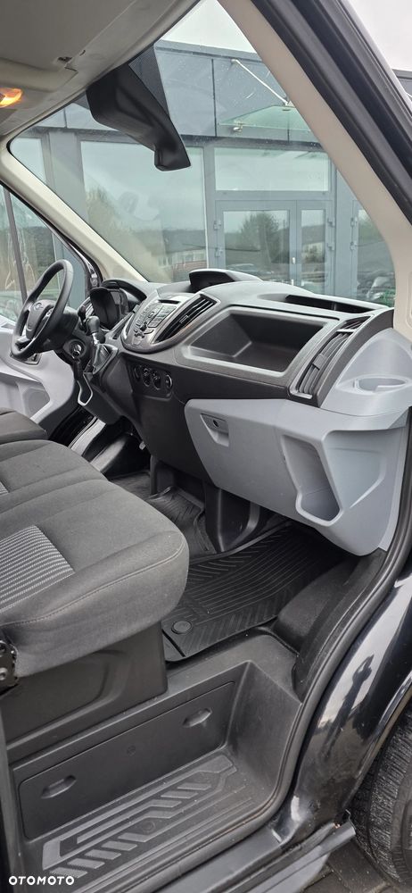 Ford Transit - 30