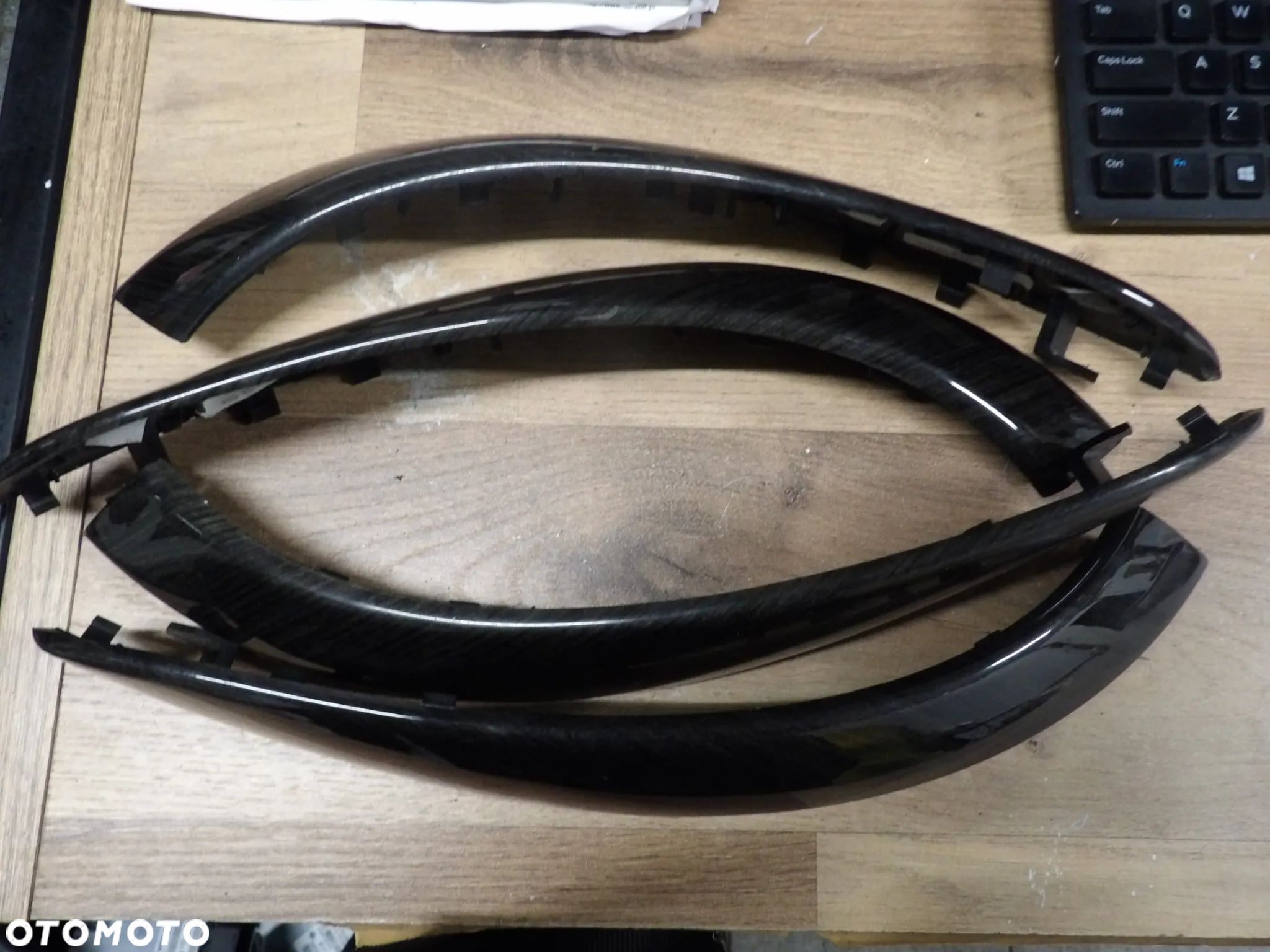 BMW - F30 - DEKOR , LISTWA OZDOBNA - PRAWA/LEWA - CENA ZA 1 SZT - 7275492 - 1