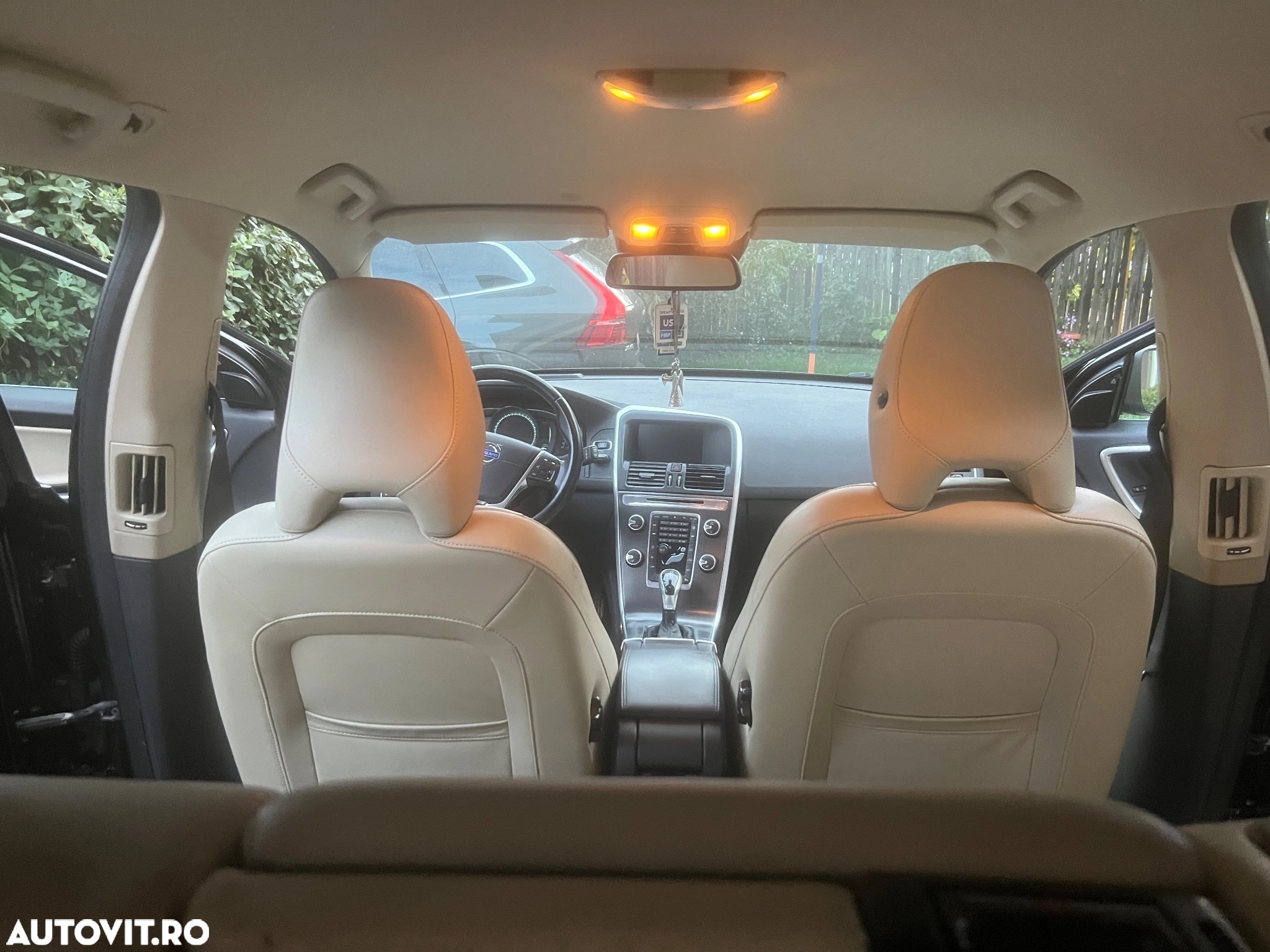 Volvo XC 60 D4 Geartronic Momentum - 12