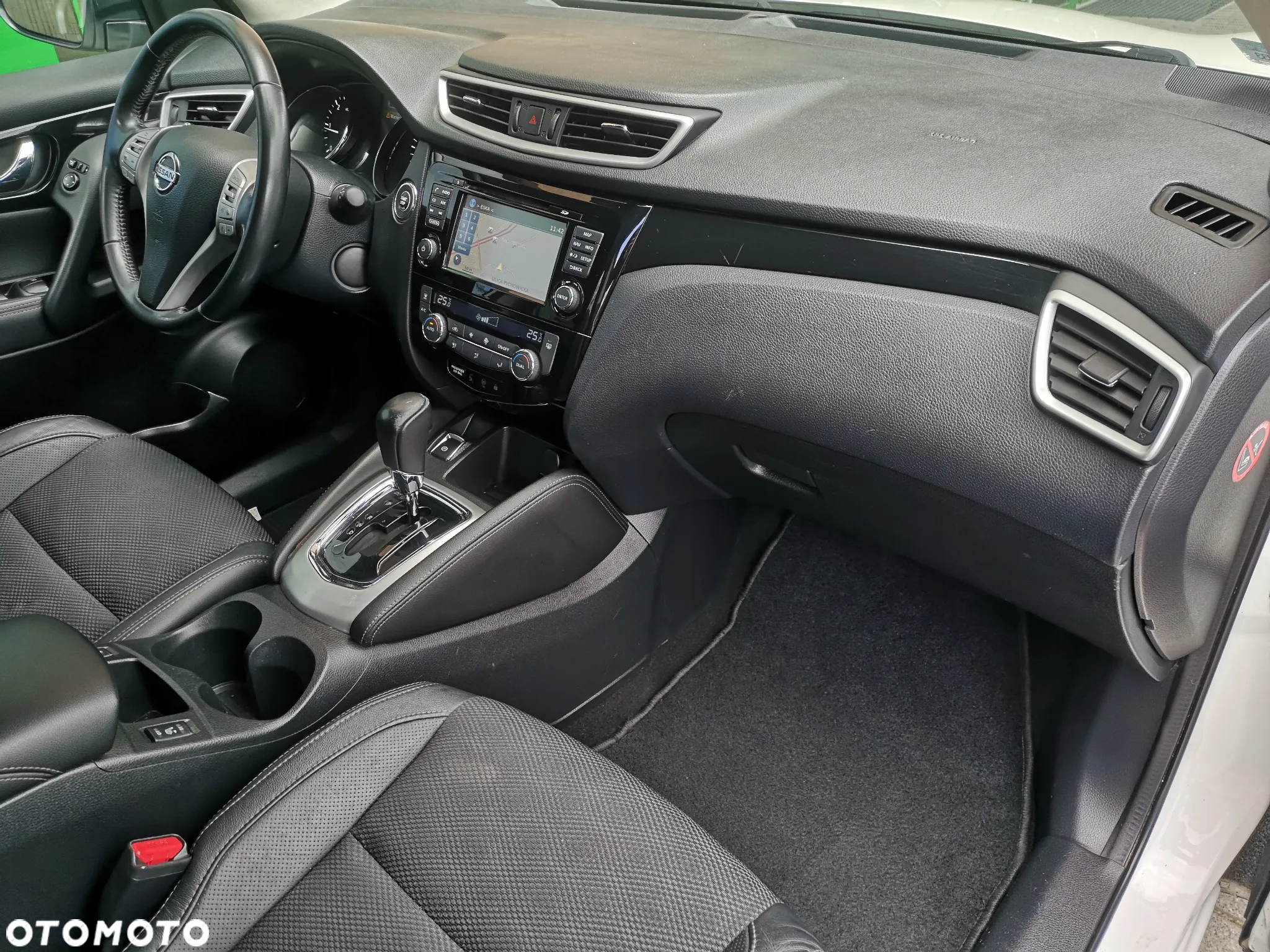 Nissan Qashqai 1.6 DCi Tekna Xtronic - 14