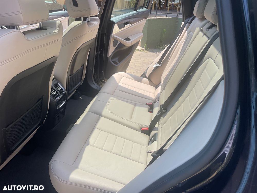 BMW X3 2019 — imagine 24