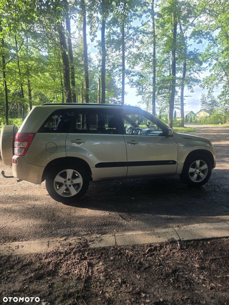 Suzuki Grand Vitara - 3