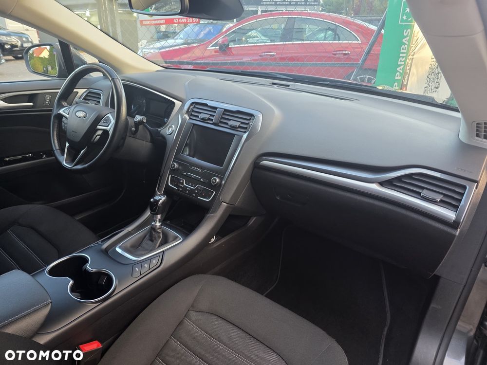 Ford Mondeo - 13