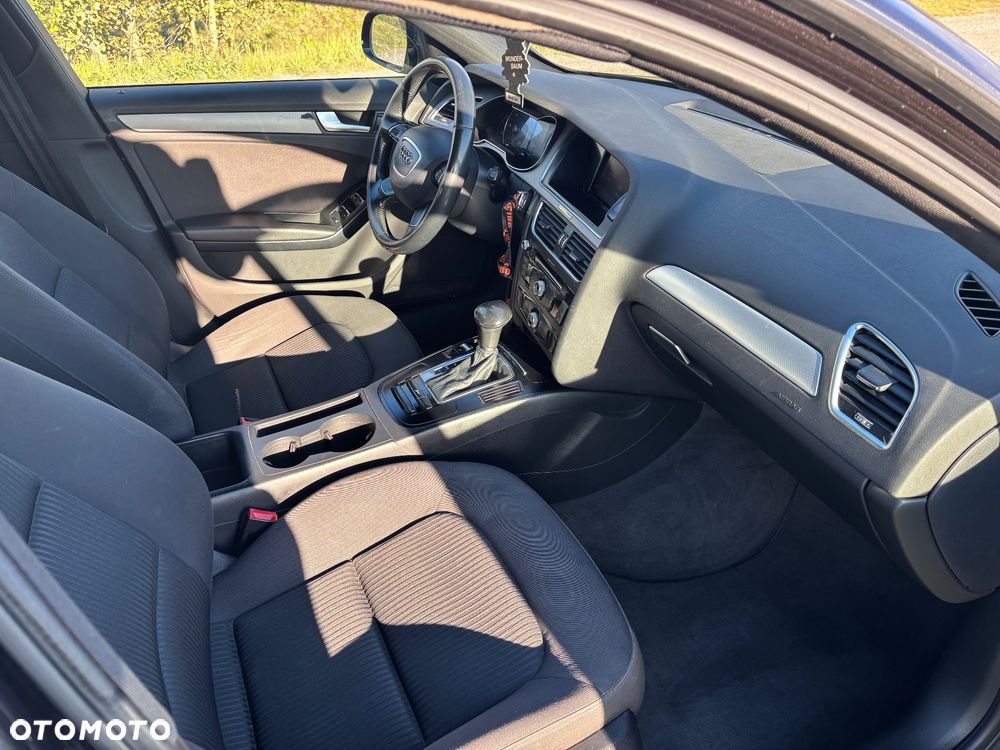 Audi A4 Avant - 6