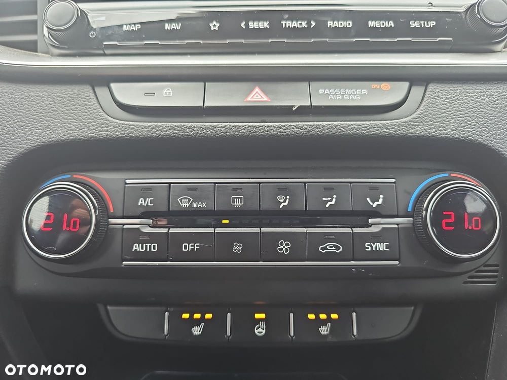 Kia XCeed 1.5 T-GDI M - 26